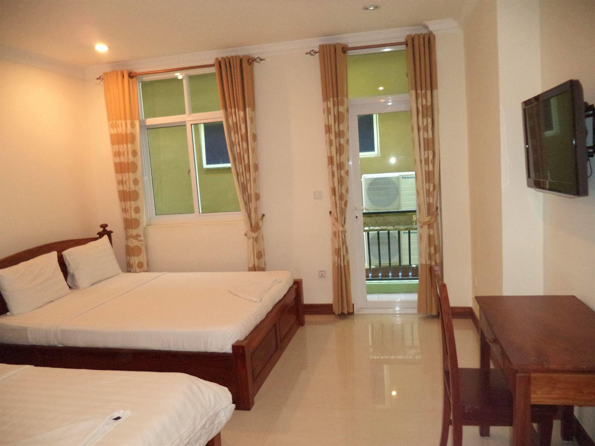 Go In Hotel Phnom Penh Bagian luar foto