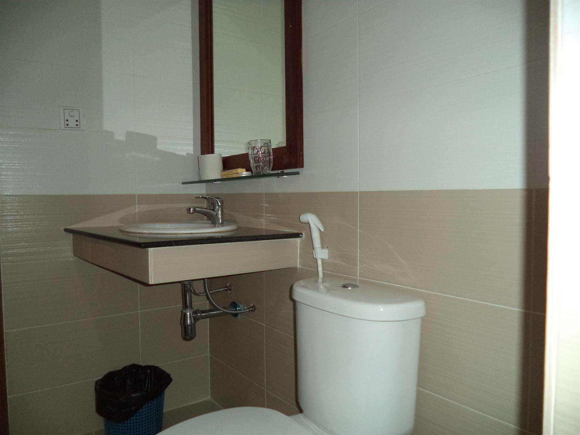 Go In Hotel Phnom Penh Bagian luar foto