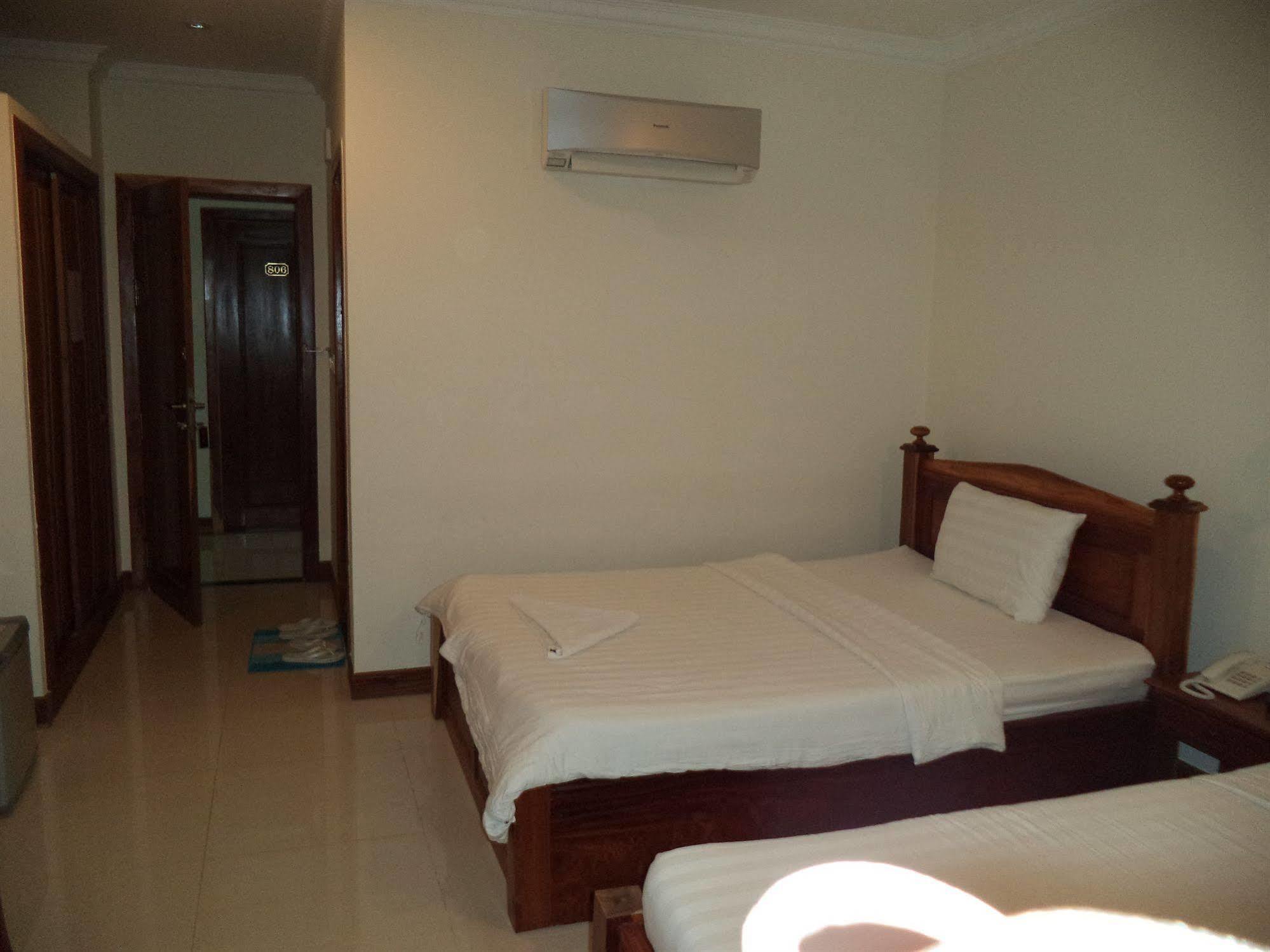 Go In Hotel Phnom Penh Bagian luar foto