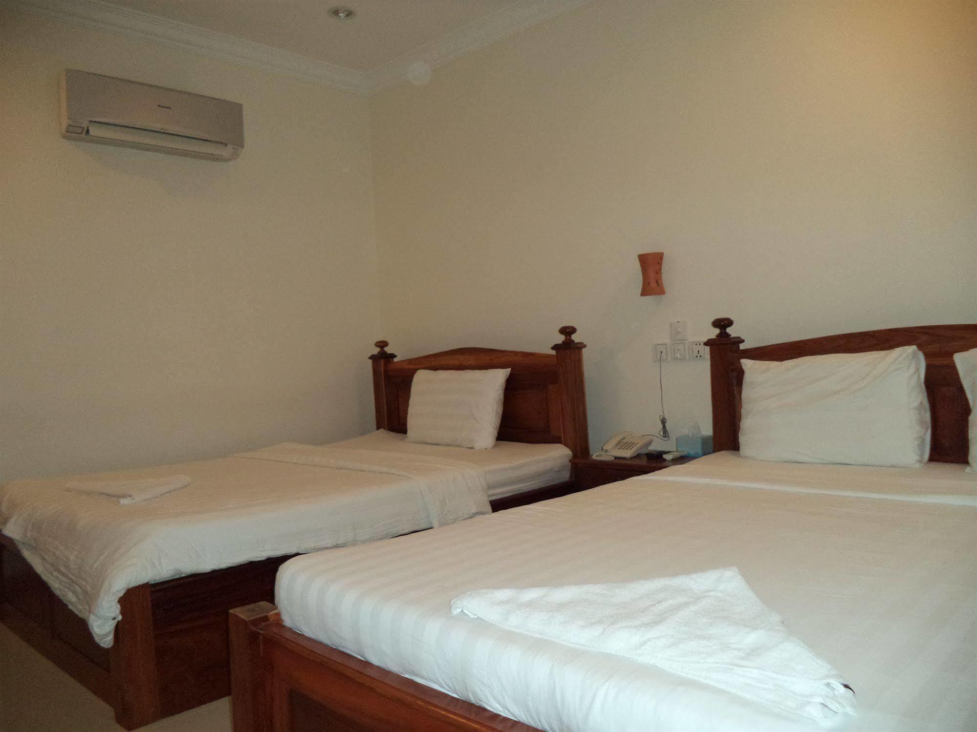 Go In Hotel Phnom Penh Bagian luar foto